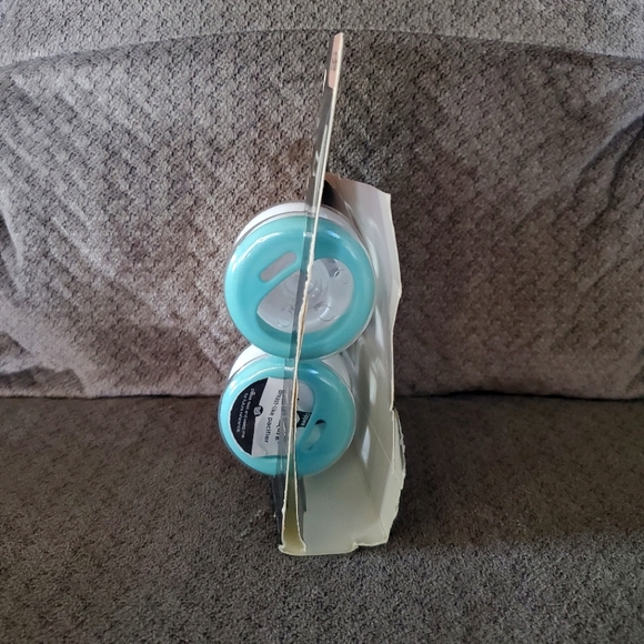 Tommee Tippee Pacifier - Picture 2 of 3